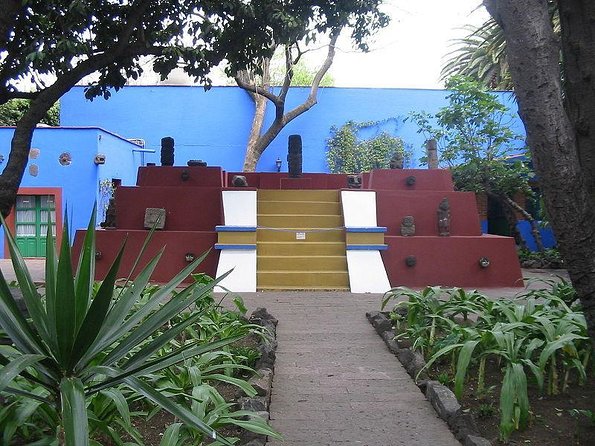 Frida Kahlo VIP [Museum Tickets Included] Bike, Markets & Churros - Why This Coyoacán Bike + VIP Frida Kahlo Ticket Combo Works