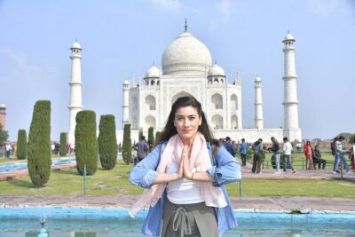 From delhi:(Vip entry)All Inclusive Taj Mahal & Red Fort day trip - Timing Taj Mahal: why “arrive by 9:00 AM” is the whole plan