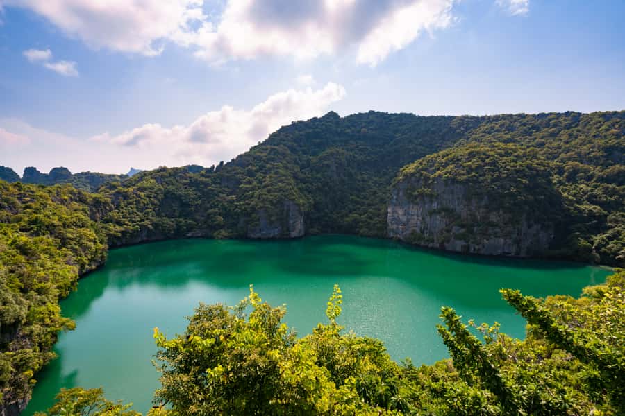 From Koh Samui: Ang Thong Marine Park VIP Small-Group Tour - Koh Na Tub Sea Kayaking: Paddling Near the Limestone