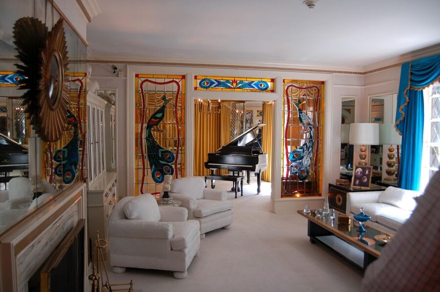 From Nashville: Memphis Tour with Graceland VIP Access - Sun Studios With a Guide: The Soundtrack to How Rock Started