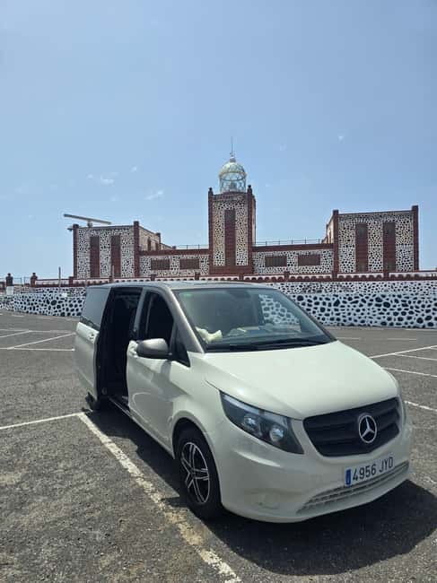 Fuerteventura: Island Highlights and Hotspots Grand VIP Tour - What the guide and the small group size really change