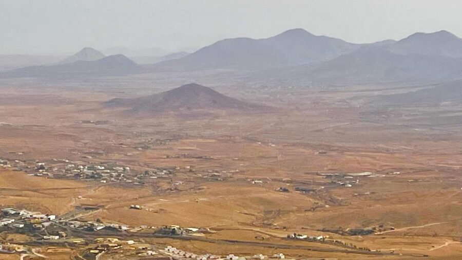 Fuerteventura: Island Highlights Guided VIP Sightseeing Tour - Guise y Ayose, Corralejo Natural Park, and quick-hit viewpoints that still land