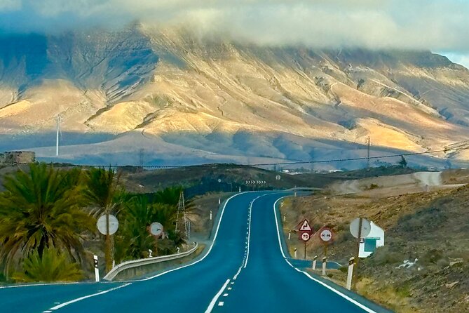 Fuerteventura: The Panoramic VIP island Tour. All HOTSPOTS! - Vallebrón: A Protected Ridge With Ravines and Archaeology Nearby