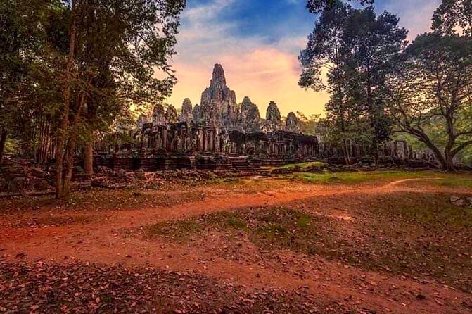 Full-day Private VIP Tour to Angkor Complex - Phimeanakas: A Royal Palace Enclosure Quick Hit