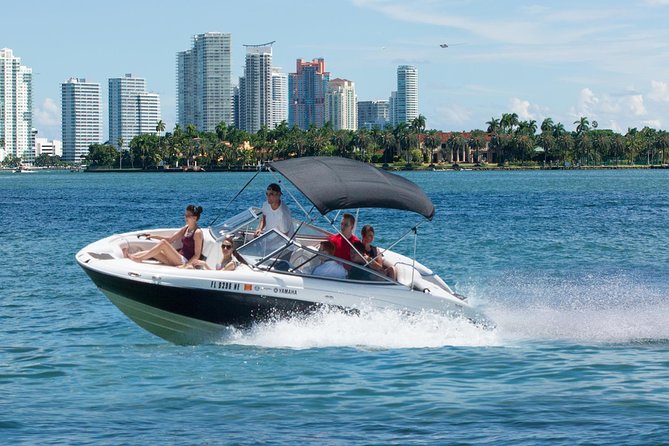 Fully Private Speed Boat Tours, VIP-style Miami Speedboat Tour of Star Island! - Meeting on Watson Island: what a fully private speedboat day feels like