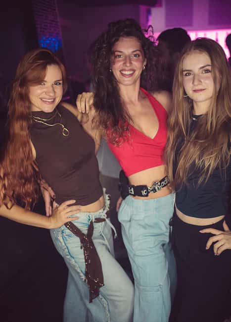 Fun explorers pub Crawl with 1 hour open bar and 3 VIP clubs - Your Included Perks: Open Bar Hour, Welcome Shots, and VIP Entry