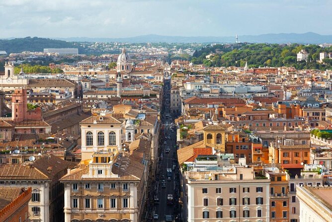 Golf Cart VIP tour of Rome with Driver and Tour Guide (3 or 5hrs) - Pickup from your hotel: the hidden value of starting inside Rome’s core