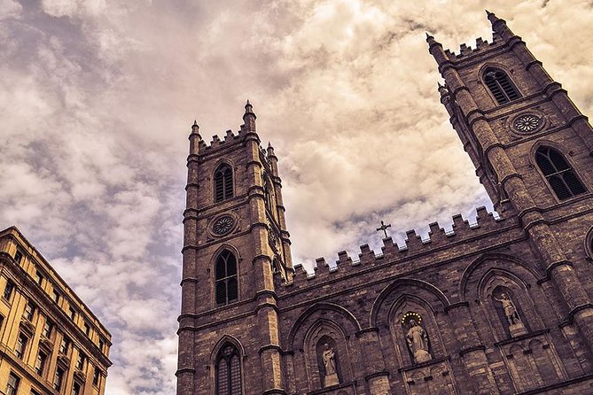 Greater Montreal 5-hour VIP Guided City Tour - Saint Joseph’s Oratory and Notre-Dame Basilica: big interiors, tickets extra