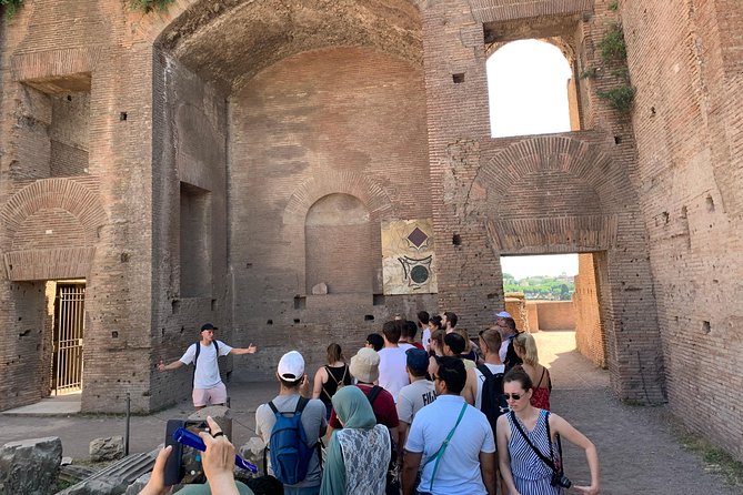 Guided Group Tour of Colosseum with Arena Floor - Priority access and headphones: small things that change everything