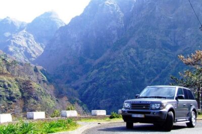 Half Day Private VIP Expeditions - 4WD Tour - The Range Rover Sport promise (and the one thing to confirm)