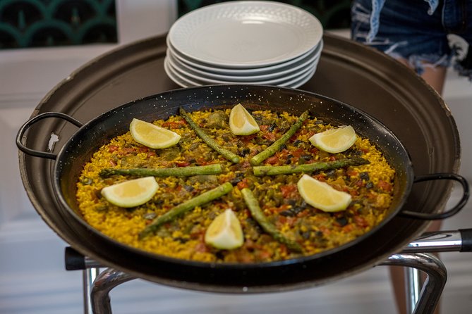 Half-Day Small Group VIP Culinary Tour in Madrid - City Secreto VIP Style: Small Group, Big Attention