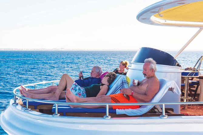 Hurghada: Elite VIP Cruise with Seafood and BBQ Buffet Lunch - Morning Start at 9:00, With Transfers That Save You Time