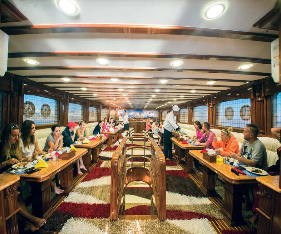 Hurghada: Elite vip snorkeling cruise with BBQ buffet lunch - Should You Book This Cruise?