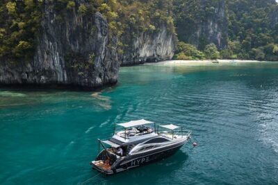 Hype Yacht : VIP tour Krabi Islands & Phang Nga Bay from Phuket - Koh Hong Island: the heart of the day’s swimming plan