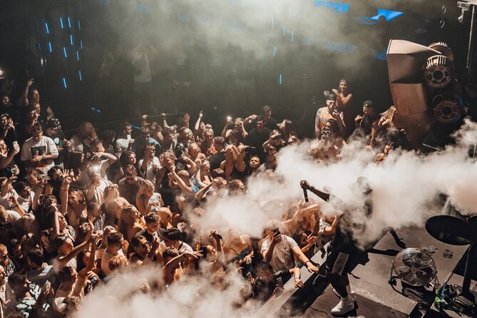 Ibiza: VIP Club Crawl with 3hrs Open Bar and Nightclub Entry - Staff energy and getting checked in without fuss