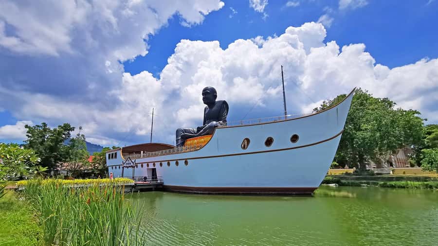 ISLAND TOUR VIP AROUND KOH SAMUI FULL DAY RARE SIGHTSEEING - Lunch with gulf views, then Na Muang Waterfall 1 and elephant feeding