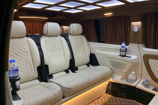 Istanbul Airport Private Transfer Services - Biivip Vip Transfer - Meeting at Istanbul Airport: what makes this easier (and what to watch)