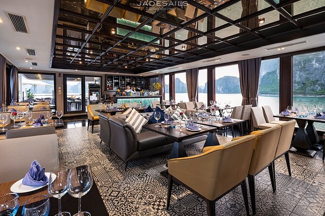Jade Sails - Top Vip Day Cruise to Halong Bay by Expressway from Hanoi - Lunch with Vietnamese fusion food and a cooking demonstration
