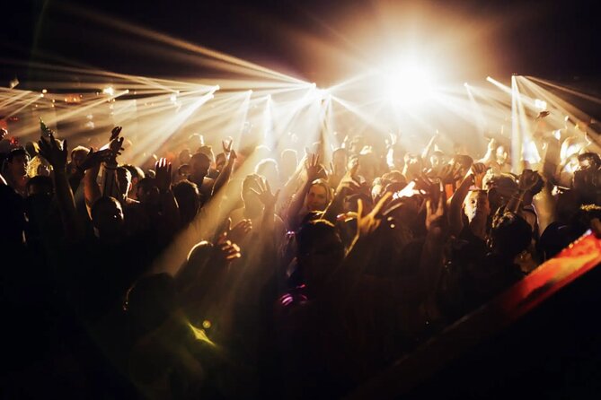 Kavos Club Crawl with Free Drinks & VIP Entry - Why This Kavos Club Crawl Works for a Short Trip