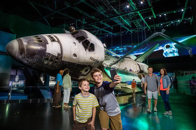 Kennedy Space Center Small Group VIP Experience - Space Shuttle Atlantis and Gateway: Two Different Ways to Appreciate the Program