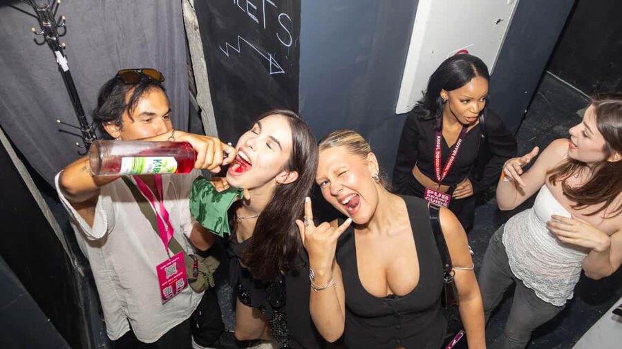 Krakow: Pub Crawl 1H Open Bar, VIP Entry & Welcome Shots - Who should book this pub crawl (and who should skip it)