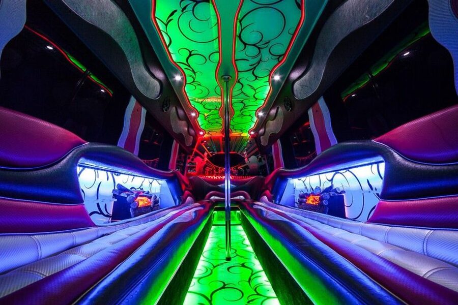 Krakow: VIP Limo Party Tour - How to choose your night strategy: VIP limo vs DIY in Krakow