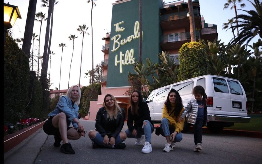 LA VIP Tour : Beverly Hills, Sunset Strip, & Hollywood Sign! - Walk the Walk of Fame near the Chinese Theatre