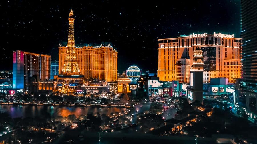 Las Vegas: Helicopter Tour of the Strip with Window Seats - Quick takeaways
