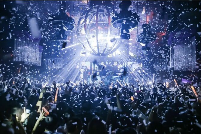 Las Vegas: VIP Club Crawl with Party Bus, Express Entry & Drinks - How the VIP club crawl flow actually works