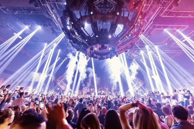 Las Vegas: VIP Club Crawl with Party Bus, Express Entry & Drinks - The party bus: fun factor, plus one thing to plan around
