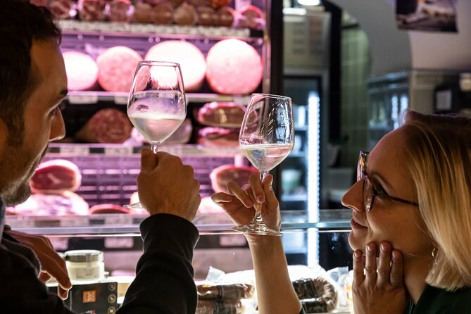 Late Night in Rome: VIP Golf Cart Drinks & Bites Tour - Stop 2: Rimessa Roscioli for bread, olive oil, and amatriciana