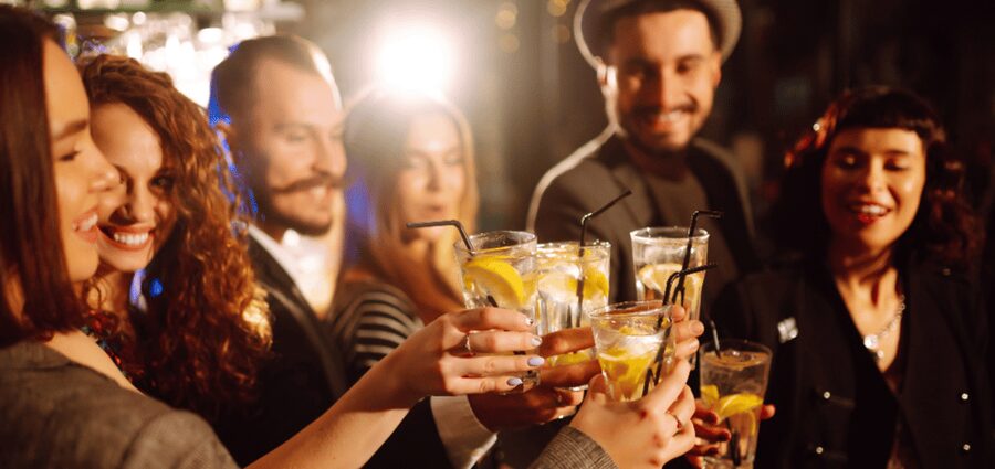 Leipzig: Bar and Club Tour with Free Shots and VIP Entry - Key takeaways before your Leipzig night