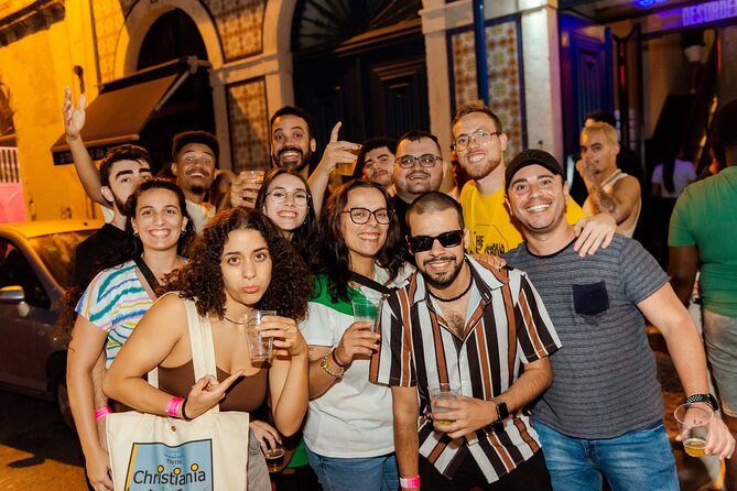 Lisbon Pink Street Pubcrawl: 1h Open Bar, Shots,VIP Club Entry - Open bar, shots, and what each upgrade changes