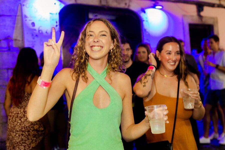 Lisbon Premium Pubcrawl: 1h Open Bar, Shots, VIP Club Entry - VIP club entry: what you gain (and what you can’t control)