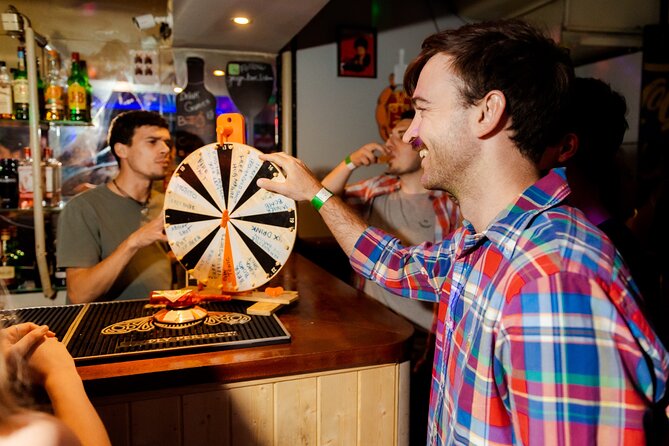 Lisbon: Pub Crawl with Open Bar, Shots & VIP Club Entry - Group size and pacing: where the fun meets the crowd