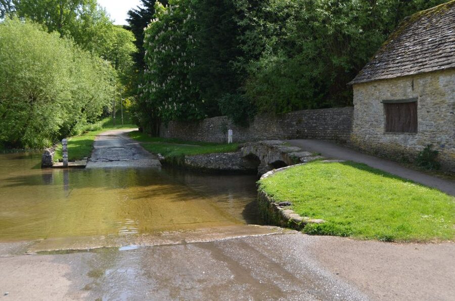 London: Downton Abbey Countryside Black Taxi VIP Tour - Key highlights to look for