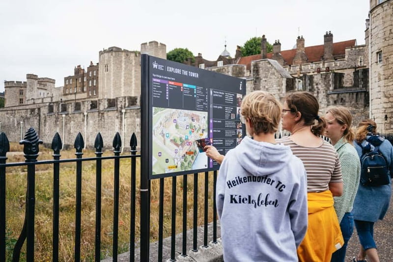 London: VIP Tower Opening Ceremony, Crown Jewels & Cruise - Self-guided time after the tour ends inside the White Tower