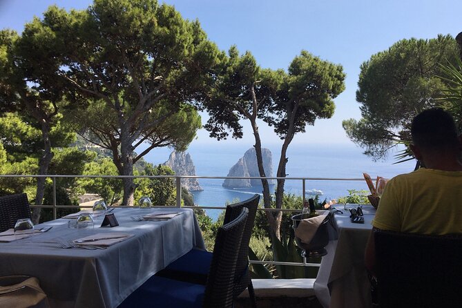 Luxury Capri Dining Experience & Aperitif with Yacht Transfer - Key things to know before you go