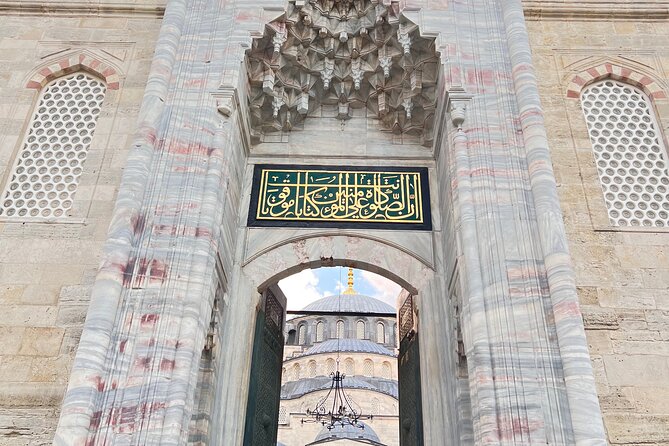 Luxury Private Istanbul Tour (allTickets and Transfers) VIP OSCAR - Hagia Sophia Grand Mosque: One Building, Several Eras