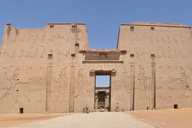 Luxury sunrise Ballon ride in Luxor -VIP - Luxor at sunrise: why flying 1,500 feet changes everything