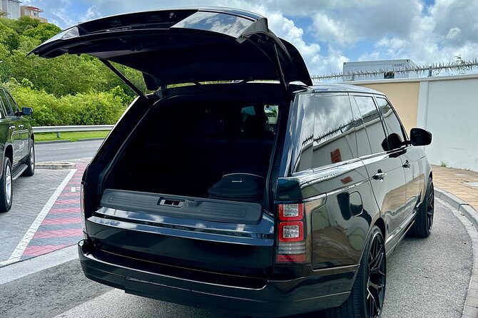 Luxury VIP Airport - Hotel pickups | St. Martin - St. Maarten - How the VIP pickup works at Princess Juliana (SXM)