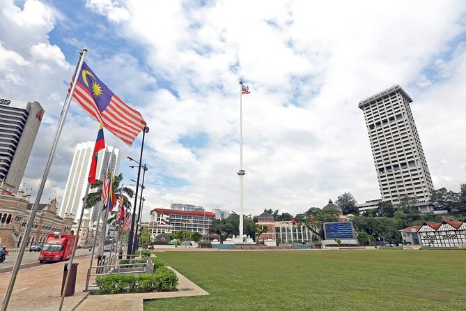 LUXURY VIP bus: Kuala Lumpur (KL) guided day tour from Singapore - Thean Hou Temple, National Mosque gardens, and the city’s faith mix