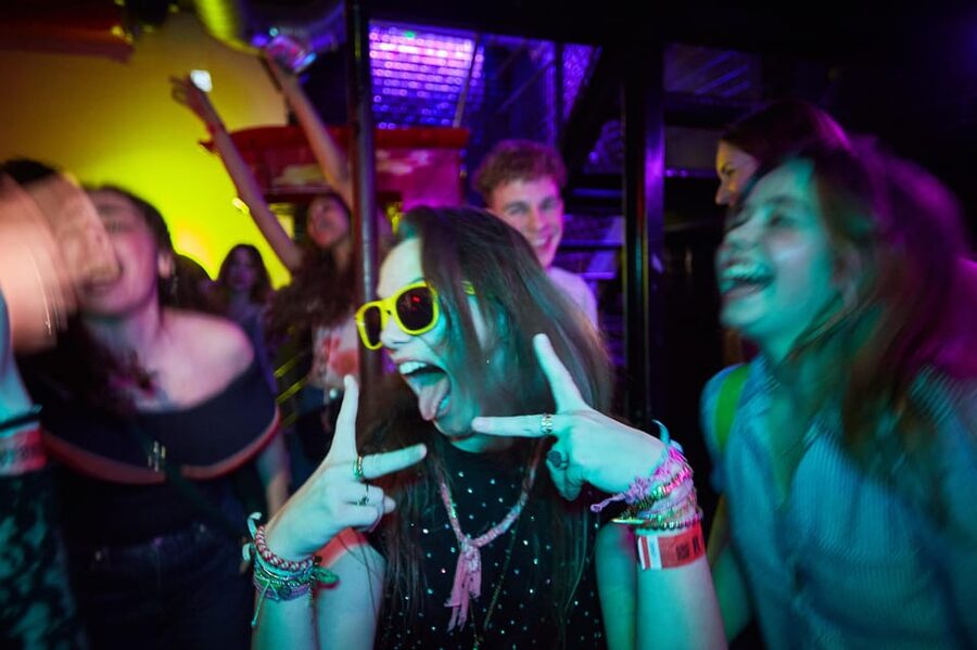 Lyon: Riviera Bar Crawl Party with Free Shots and Vip Entry - Should you book the Lyon Riviera bar crawl party with free shots and VIP entry?