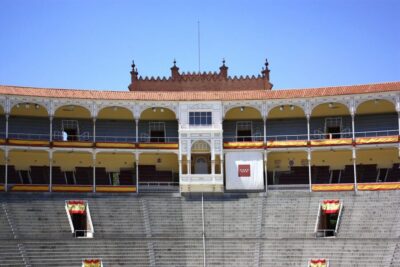 Madrid: Las Ventas Bullring VIP Private Guided Tour - Meeting at Calle Alcalá 237 and Getting the 1.5-Hour Rhythm Right