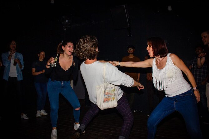 Madrid Pub Crawl with VIP Club Entrance - The Stops: From El Tigre Sidra Bar to Club Floors in Sol