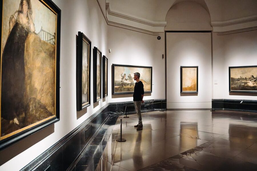 Madrid: VIP Prado Exclusive Pre Opening Museum Tour - Meeting at Monumento a Goya and getting in without friction