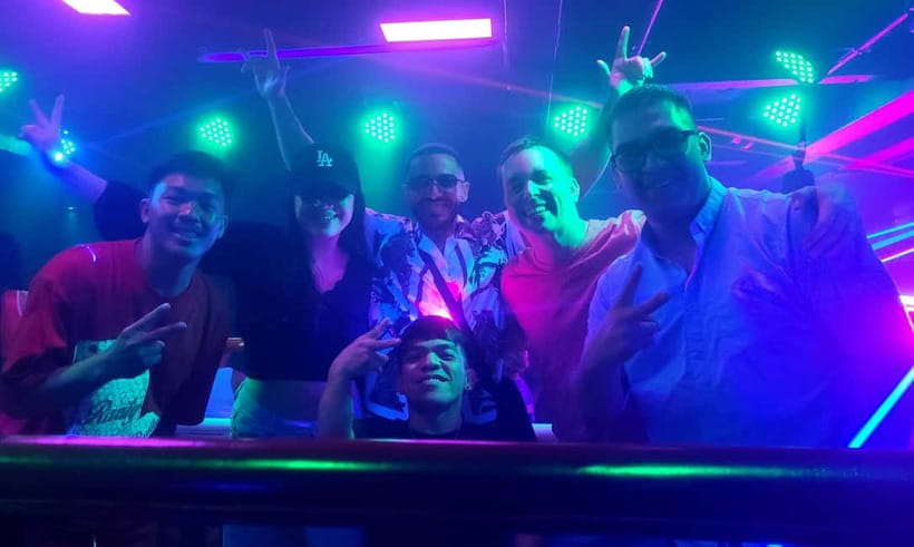 Makati: Music Clubs, Rooftops, & Go Go Bars with VIP Access - Bourbon Bar, New Orleans PH (10:40–11:30): whiskey, cocktails, and rock music