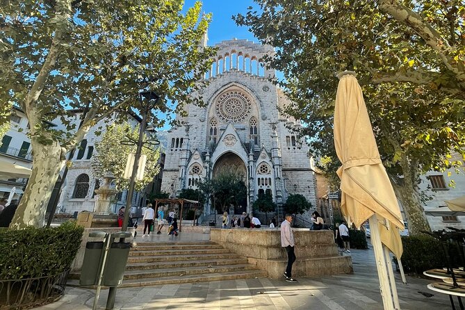 Mallorca Full-Day VIP Tour: Valldemossa, Deià & Sóller Experience - Valldemossa: Cobblestones, Shops, and Chopin Corners