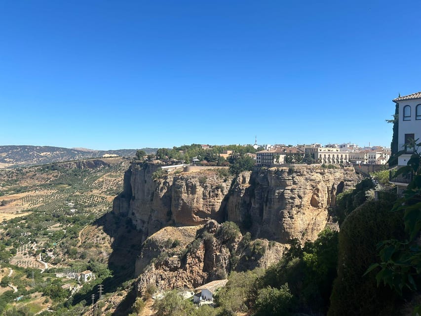 Marbella/Estep. Private VIP-Tour Ronda incl. Tapas & Drinks - Ronda From Marbella: six hours that feel efficient, not rushed