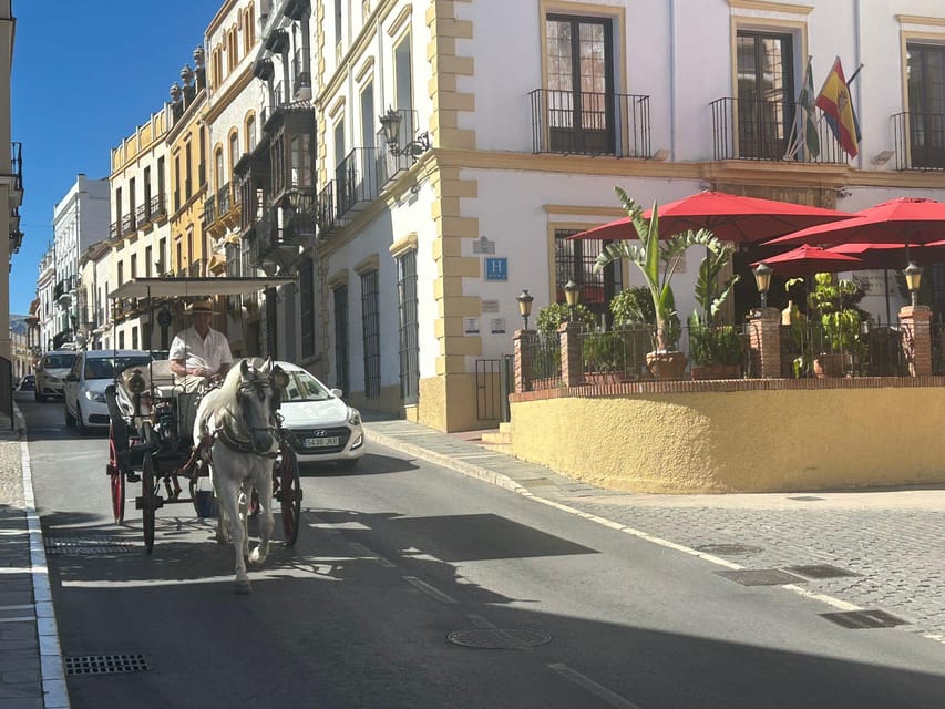 Marbella/Estep. Private VIP-Tour Ronda incl. Tapas & Drinks - Old Town La Ciudad: narrow lanes, churches, and a calmer way to wander